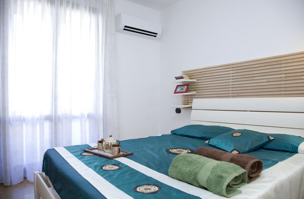 King'S Residence Balestrate Chambre photo